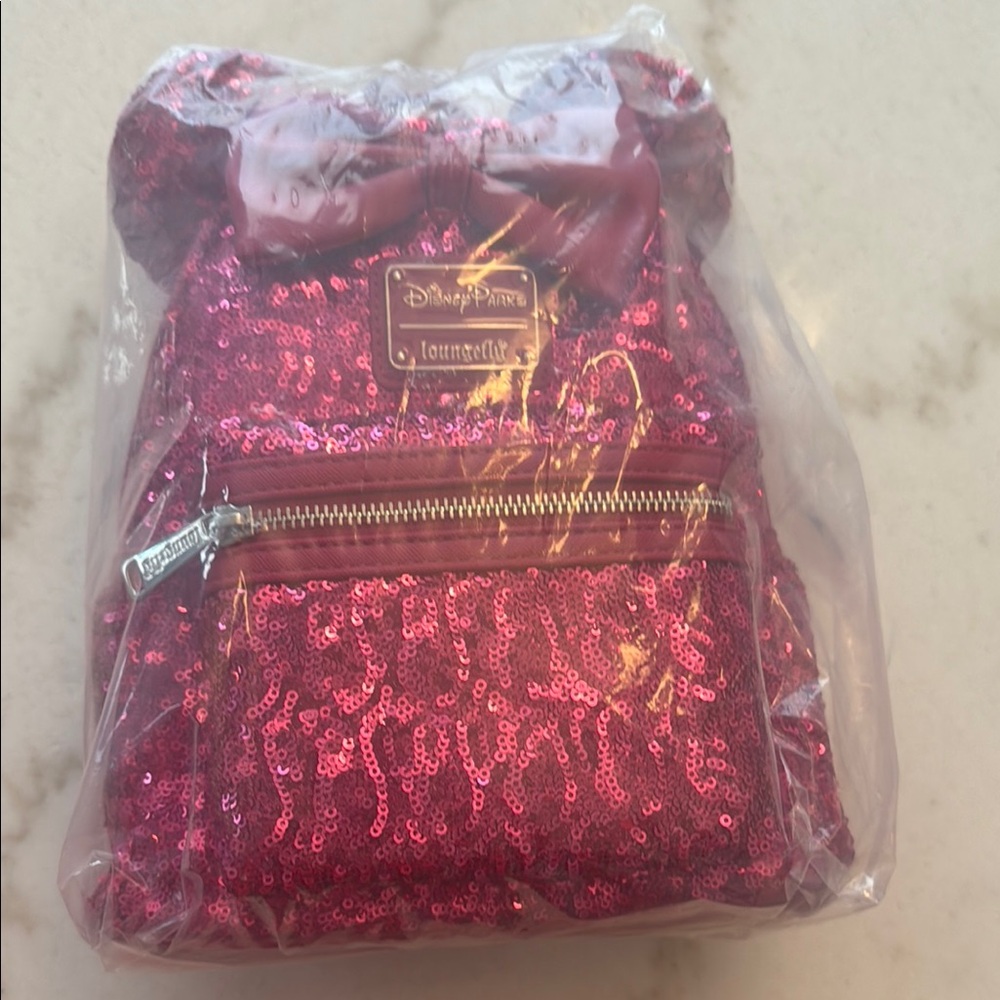 Loungefly Minnie Mouse Sequin
Pink Disney Backpack-NWT - Picture 4 of 9